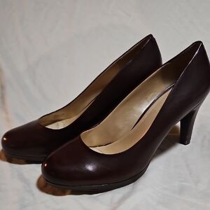 Elegant Brown Women's Heels